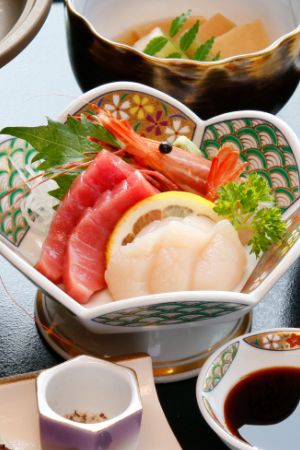 刺身盛り合わせ